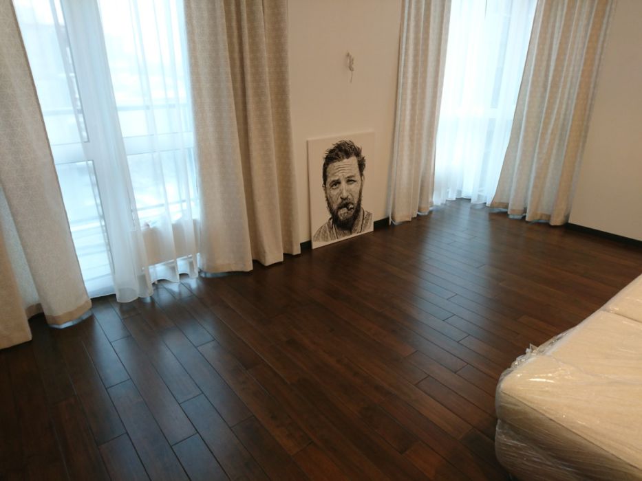 Паркетна дошка з гевеї в кольорі Браун