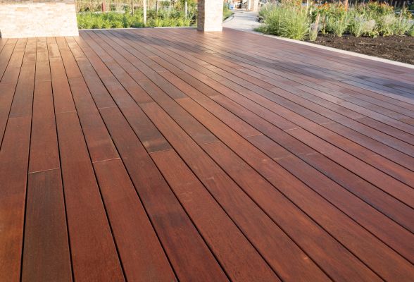 Уход за деревянной террасой