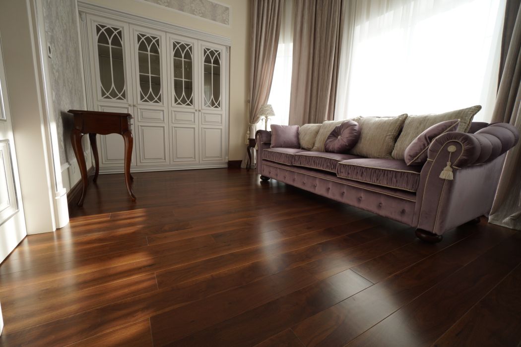 Американський горіх в приватному будинку