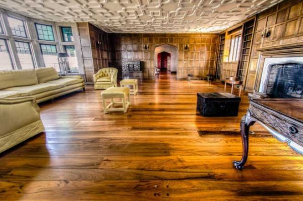 Паркет из тика. О качествах этой древесины