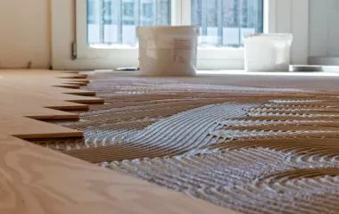 Як вибрати клей для паркету?