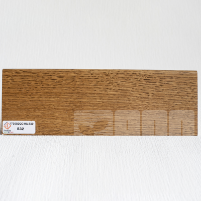 Плинтус на фанере со шпоном дуба 532