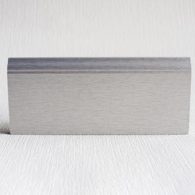 Плинтус из МДФ с алюминиевым покрытием М2 серебрянный сатин