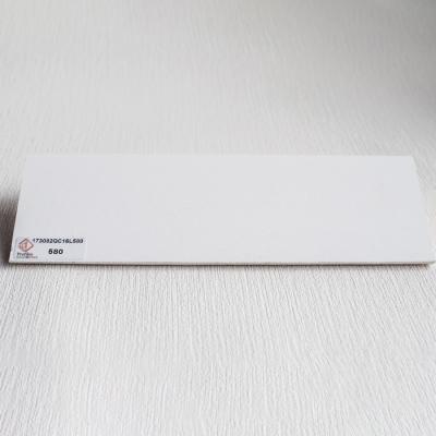 Плинтус на фанере со шпоном дуба 580