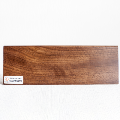 Плинтус на фанере со шпоном ореха