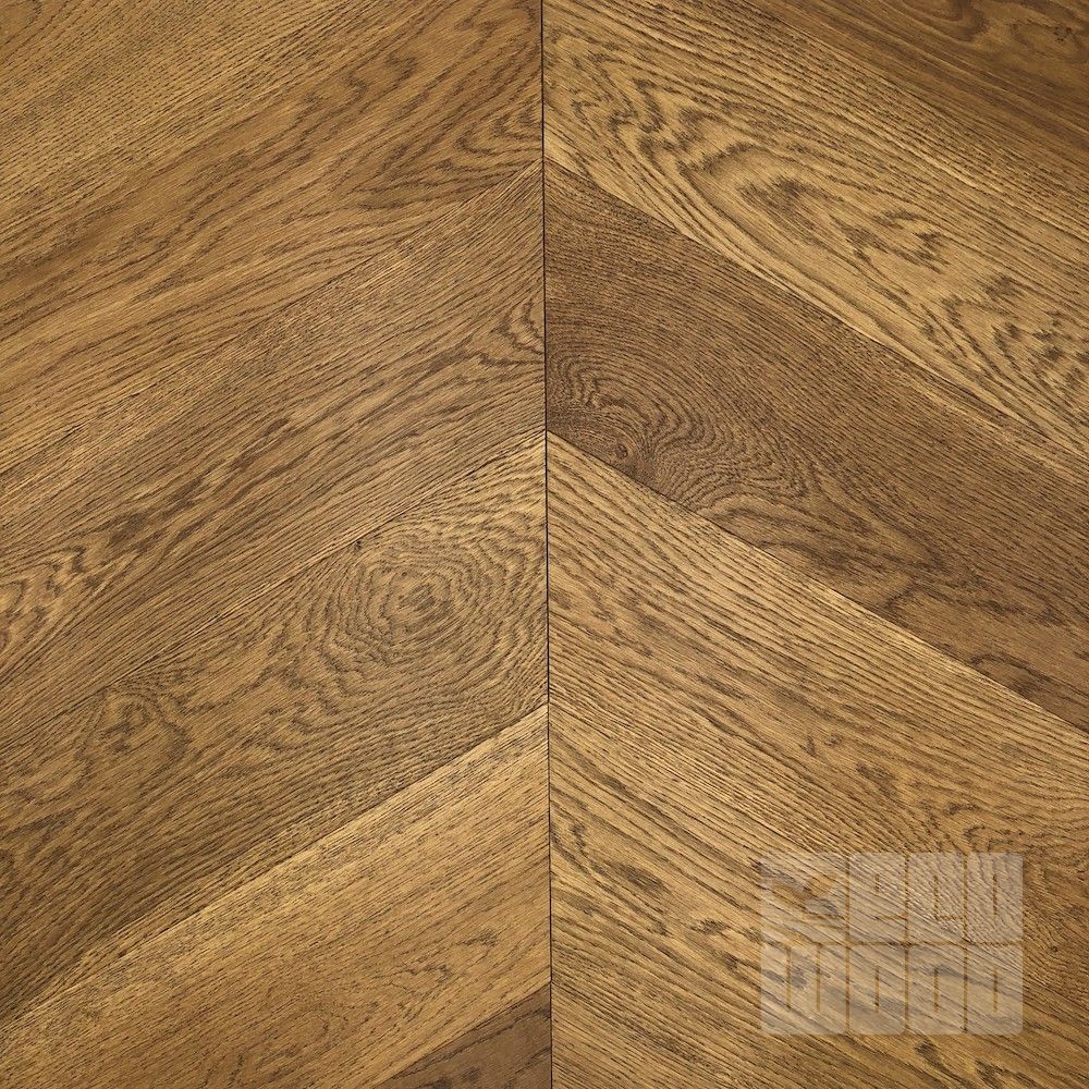 Французька ялинка Дуб Робуста