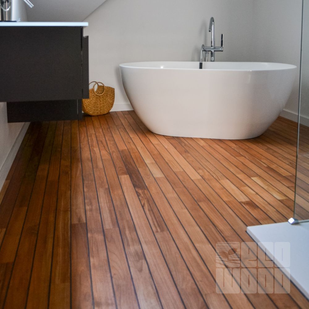 Тик у ванній кімнаті