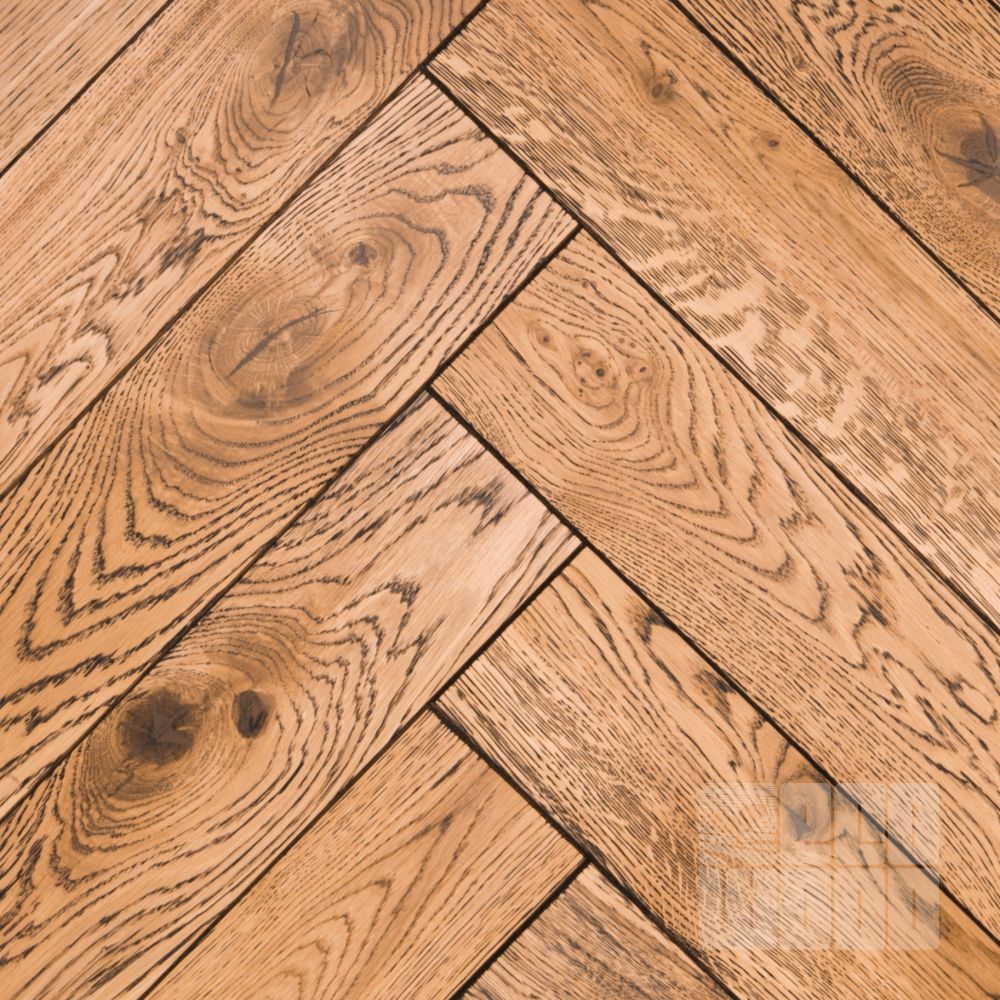 Венгерская елка Дуб Сахара