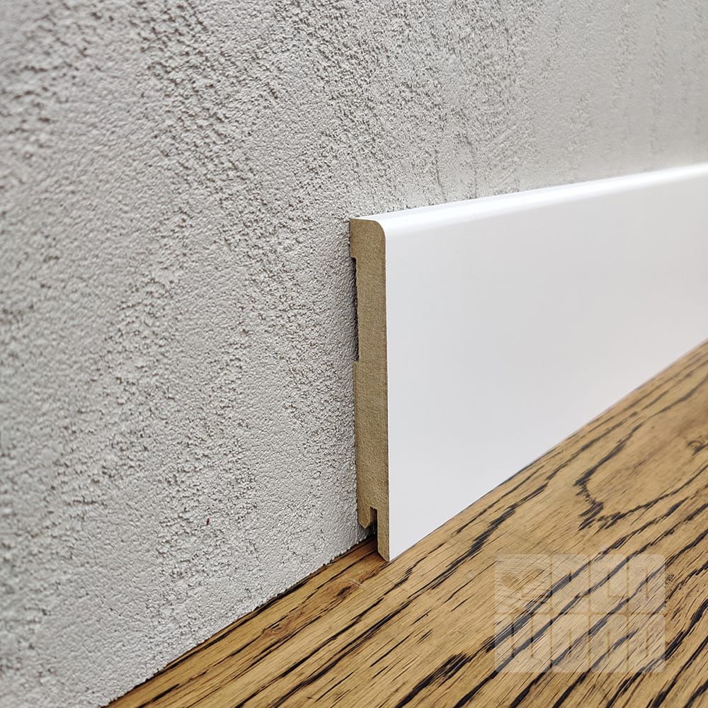 Плінтус МДФ М100 білий RAL9003