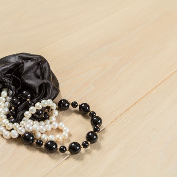 Масивна дошка Дуб Сніговий браш