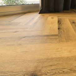 Luxury Floor Дуб Titan Herringbone Виниловый ламинат SPC