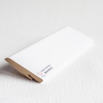 Плинтус из МДФ с цифровой печатью белый