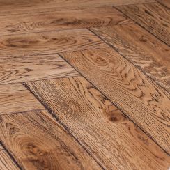 Венгерская елка Дуб Сахара